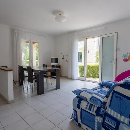 Avec Piscine Proche Royan Feriehus *